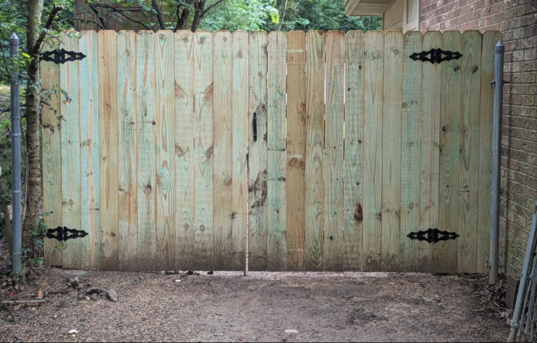 privacy fence construction by Aaron's Handyman Services in Hot Springs, AR